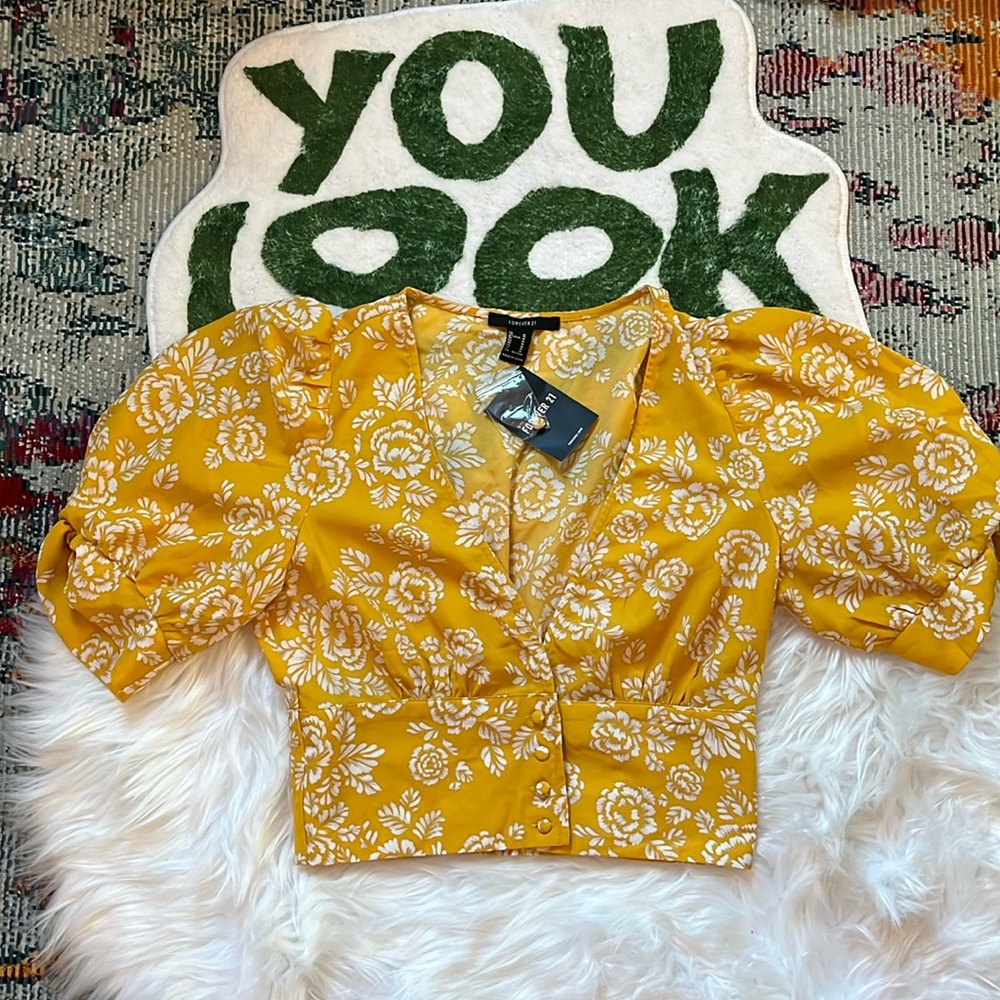 Forever 21 Yellow Floral Puff Sleeve Crop